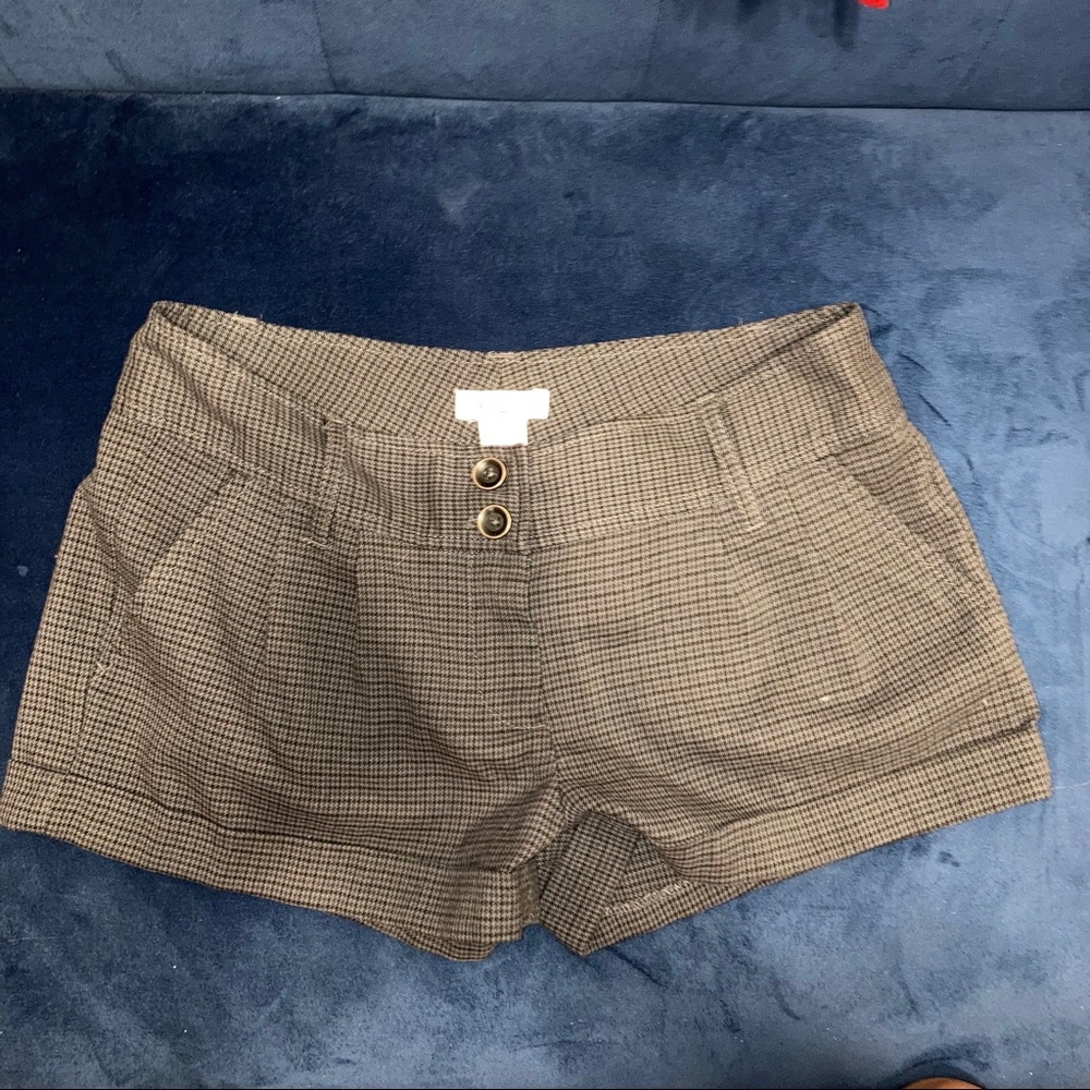 High-waisted Gray Plaid Shorts